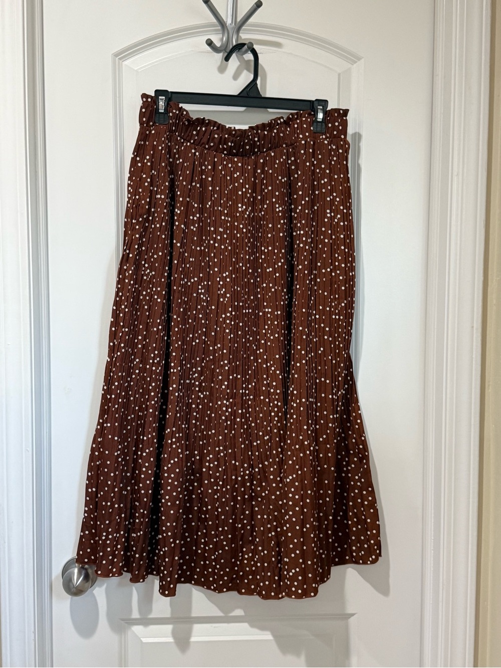 Women's Brown Polka Dot Pleated Midi Skirt